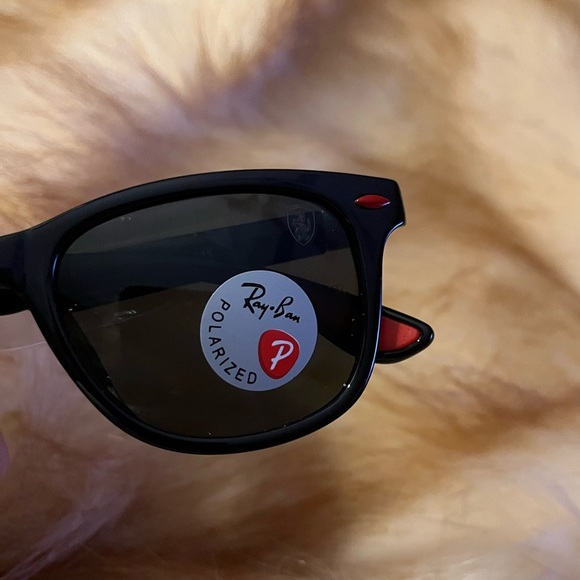 Rayban Scuderia Ferrari sunglasses RB4195-F 52-20 145 - Picture 9 of 9